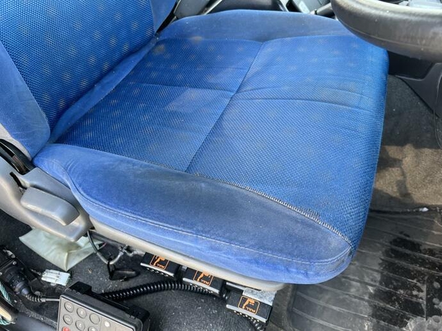 いすゞ ギガ 大型 トラクタ QKG-EXD52AD(32766) 32枚目