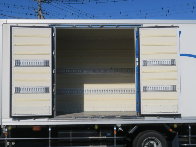 日野 レンジャー 中型 冷蔵冷凍バン 2KG-FD2ABA(78310) 5枚目