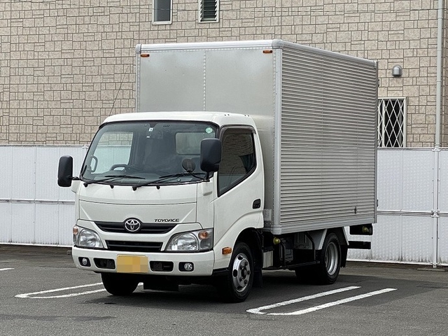 トヨタ トヨエース 小型 バン TKG-XZC605(11886) 1枚目