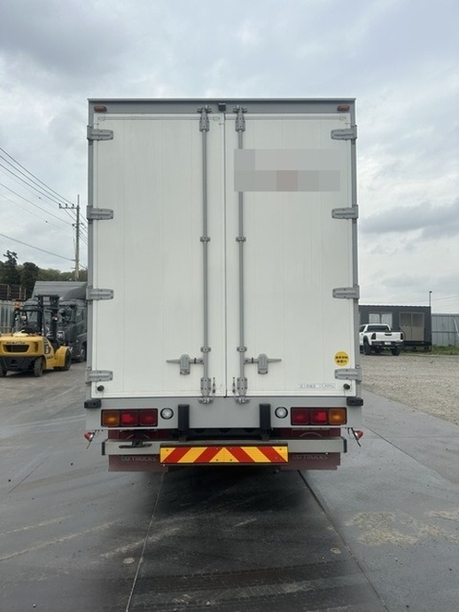 Nissan UD quon Large Wing body QPG-CG5ZA(45316) 3枚目