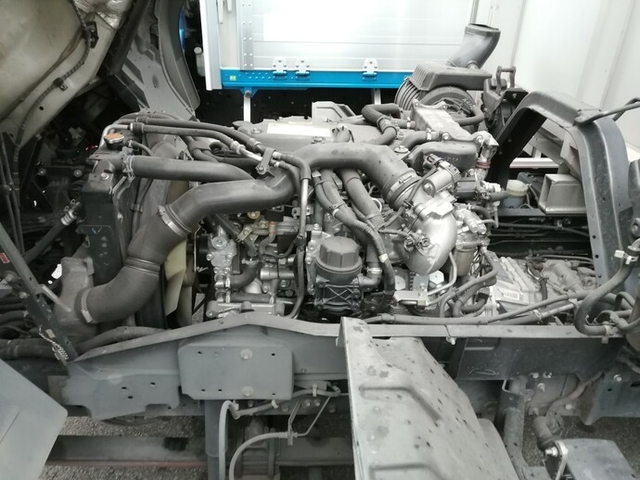 Isuzu forward Middle Wing body TKG-FRR90S2(5516) 58枚目