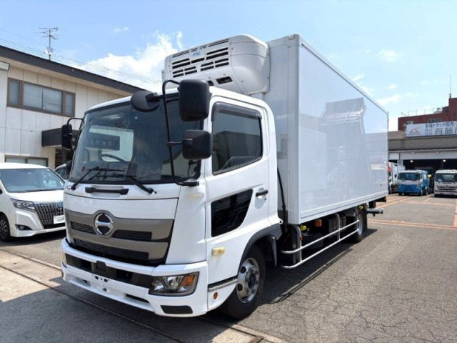 日野 レンジャー 中型 冷蔵冷凍バン 2KG-FC2ABG(110467) 1枚目