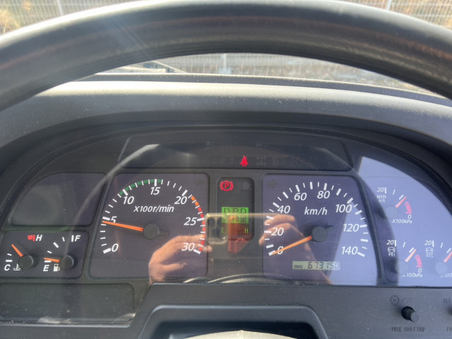 いすゞ ギガ 大型 バキュームカー/糞尿車 PDG-CYM77P8(101538) 49枚目