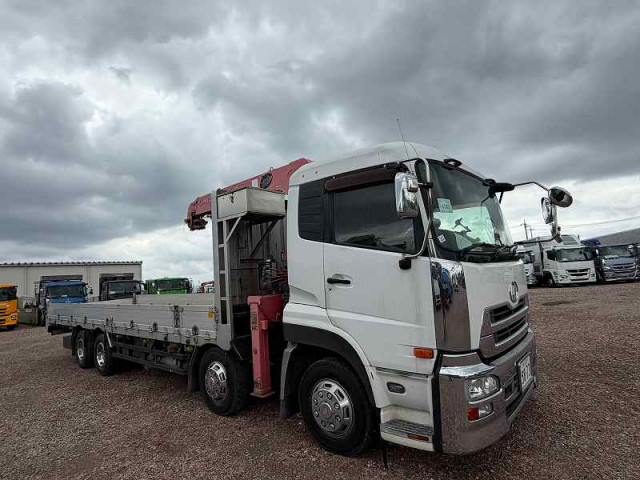 UDトラックス（日産） クオン 大型 平ボディ（クレーン付） PKG-CG4ZA(109526) 43枚目