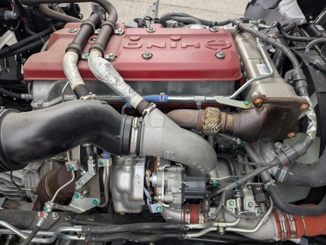 日野 レンジャー 中型 冷蔵冷凍バン 2KG-FD2ABG(111990) 48枚目