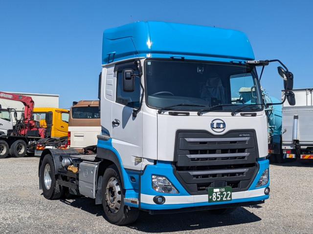 UDトラックス（日産） クオン 大型 トラクタ 2PG-GK5AAD(113518) 2枚目