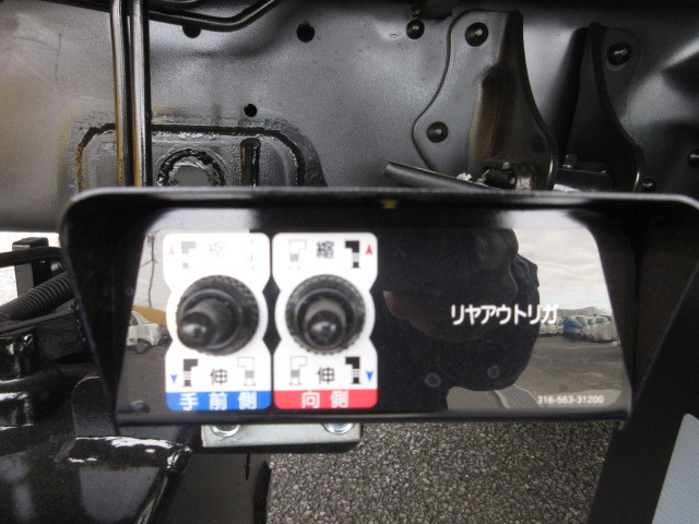 日野 レンジャー 増トン 平ボディ（クレーン付） 2KG-FE2ACA(108800) 32枚目