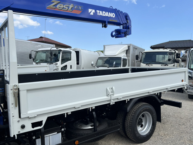 三菱ふそう キャンター 小型 平ボディ（クレーン付） 2RG-FEAV0(105961) 6枚目
