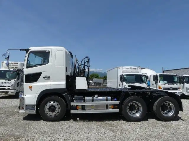 日野 プロフィア 小型 トラクタ（シングル） 2DG-SS1EKHA(85986) 8枚目