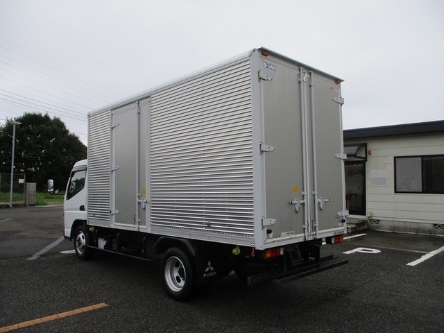 三菱ふそう キャンター 小型 バン TKG-FEA50(36805) 3枚目