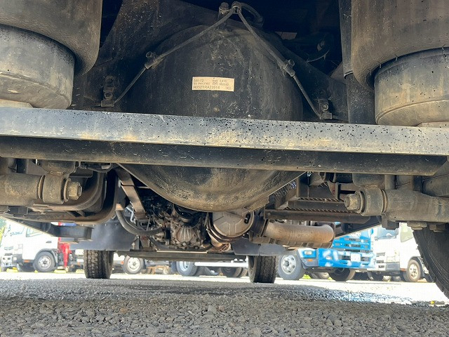 三菱ふそう ファイター 増トン 平ボディ（クレーン付） QKG-FK65FZ(113670) 44枚目