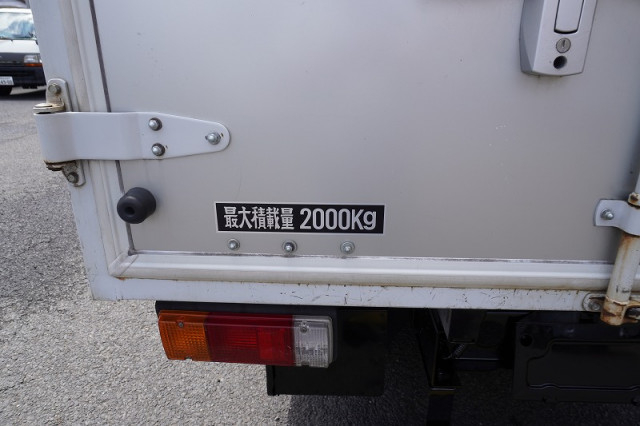 日野 デュトロ 小型 バン 2RG-XZC605M(109687) 24枚目