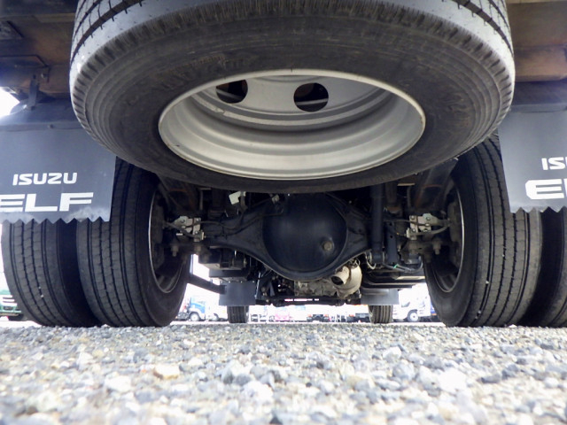 いすゞ エルフ 小型 平ボディ 2PG-NPS88AR(110077) 22枚目
