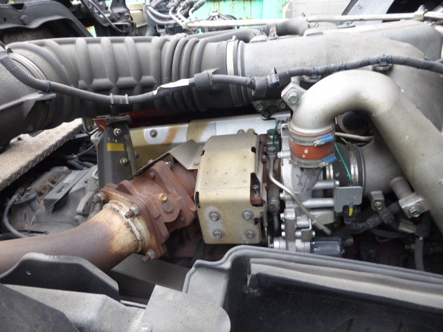 日野 プロフィア 大型 トラクタ BDG-SH1AHXG(3090) 35枚目