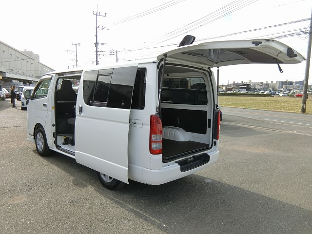 トヨタ レジアスエース 小型 バン QDF-KDH201V(79115) 13枚目
