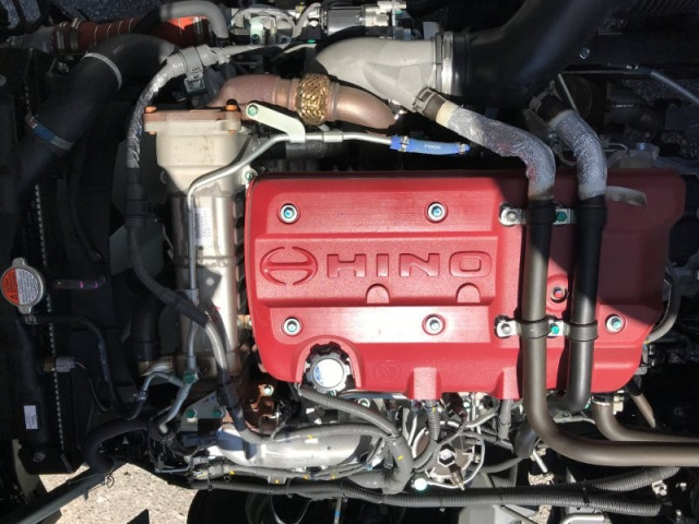 日野 レンジャー 中型 冷蔵冷凍バン 2KG-FD2ABG(107970) 18枚目