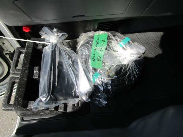 日野 デュトロ 小型 冷蔵冷凍バン 2WG-XZU606N(111646) 47枚目