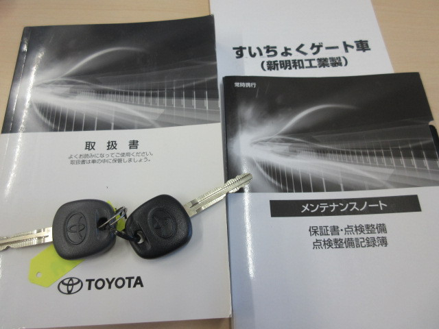 トヨタ ダイナ 小型 平ボディ 2RG-XZC605(112856) 5枚目