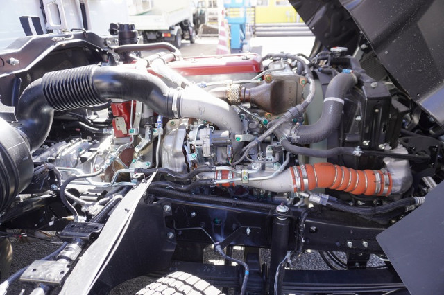 日野 レンジャー 中型 冷蔵冷凍バン 2KG-FD2ABG(110967) 15枚目