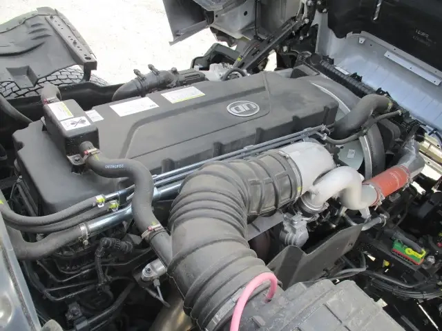 日産自動車 クオン 大型 トラクタ 2RG-GK5DAB(108643) 46枚目