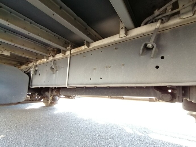 いすゞ ギガ 大型 ウィング PJ-CYJ51W6(5479) 41枚目