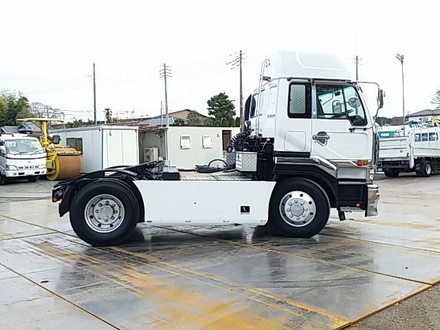UDトラックス（日産） ビッグサム 大型 トラクタ KL-CK482BAT(8202) 5枚目