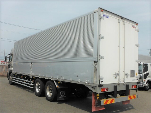Nissan UD quon Large Wing body 2PG-CD5CA(31550) 4枚目