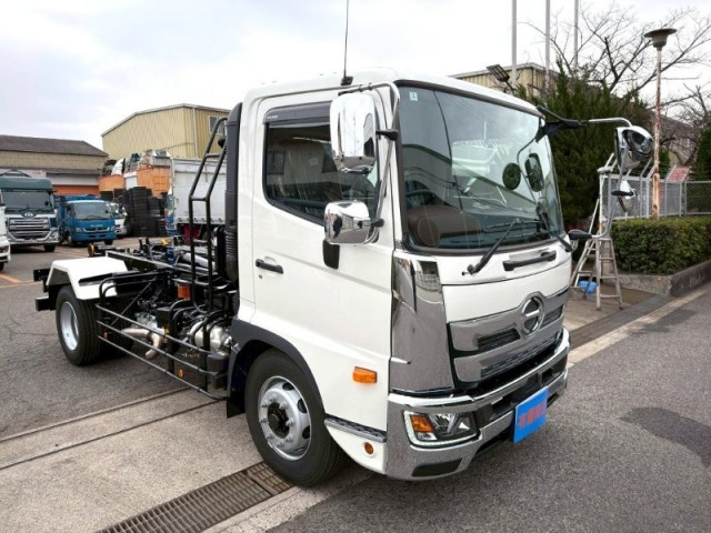 日野 レンジャー 増トン コンテナ専用車 2PG-FJ2ACA(108339) 2枚目