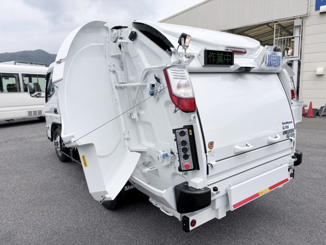 三菱ふそう キャンター 小型 塵芥車（プレス式） 2RG-FEAV0(109011) 20枚目