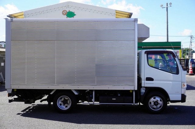 三菱ふそう キャンター 小型 バン TPG-FEA50(112618) 5枚目