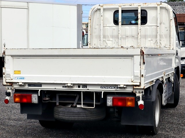 トヨタ トヨエース 小型 平ボディ 2RG-XZC605(112527) 3枚目