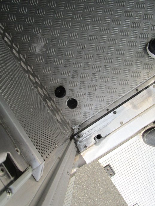 日野 レンジャー 小型 冷蔵冷凍バン 2KG-FD2ABG(84413) 34枚目