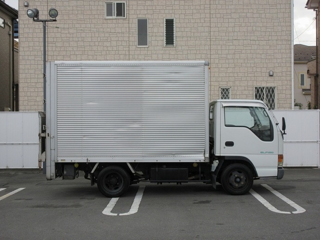 Isuzu elf Small Box body KC-NKR66EAV(3522) 5枚目