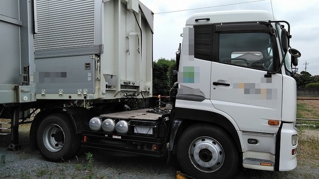 Nissan UD quon Large Tractor ADG-GK4XAB(3251) 10枚目