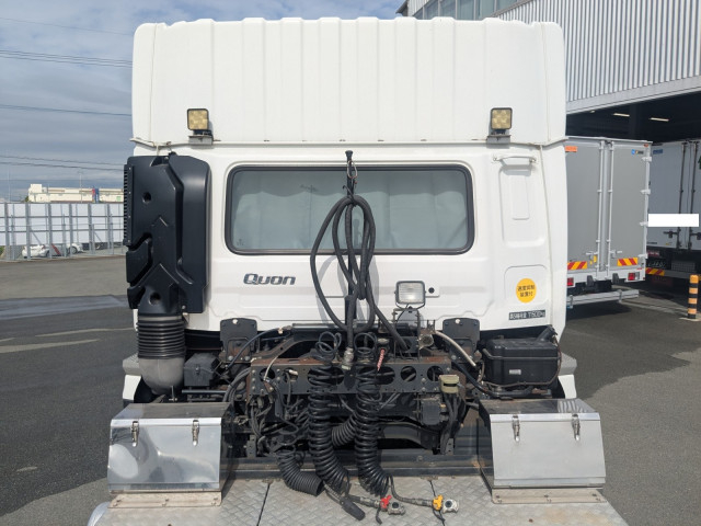 UDトラックス（日産） クオン 大型 トラクタ QKG-GK6XAB(112597) 17枚目