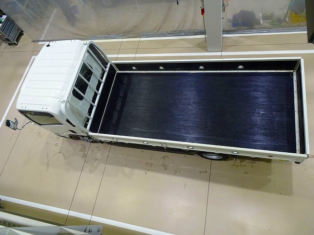 いすゞ エルフ 小型 平ボディ 2RG-NPR88AC(109701) 35枚目