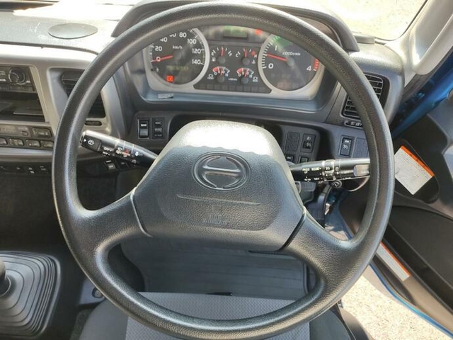 日野 レンジャー 中型 バン TKG-FD7JUAG(12380) 13枚目
