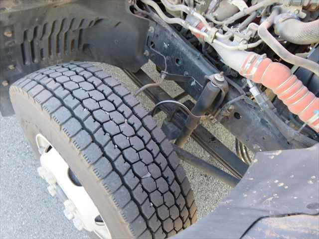日野 レンジャー 中型 平ボディ（クレーン付） 2KG-FC2ABA(95478) 13枚目