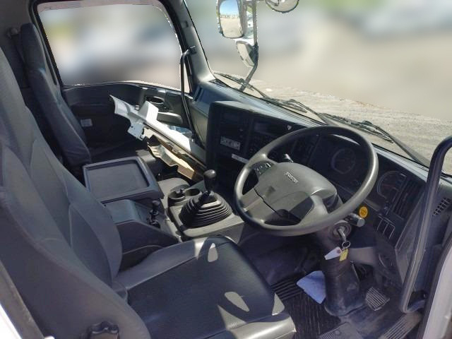 いすゞ ギガ 大型 ミキサー車 2KG-CXZ60CT(110805) 18枚目