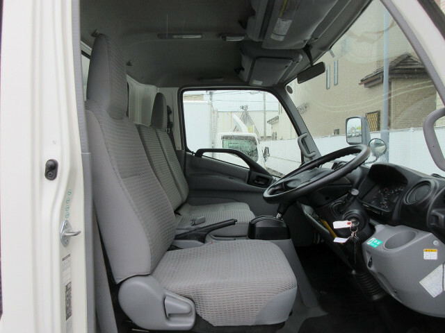 トヨタ ダイナ 小型 バン TKG-XZU710(10158) 31枚目