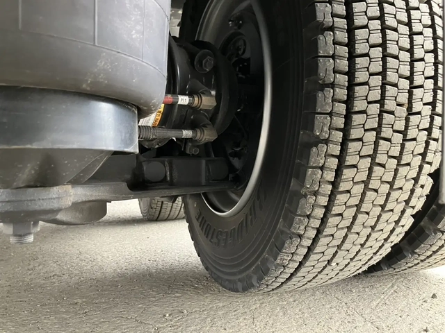 日野 プロフィア 大型 平ボディ 2DG-FW1AHB(106840) 24枚目