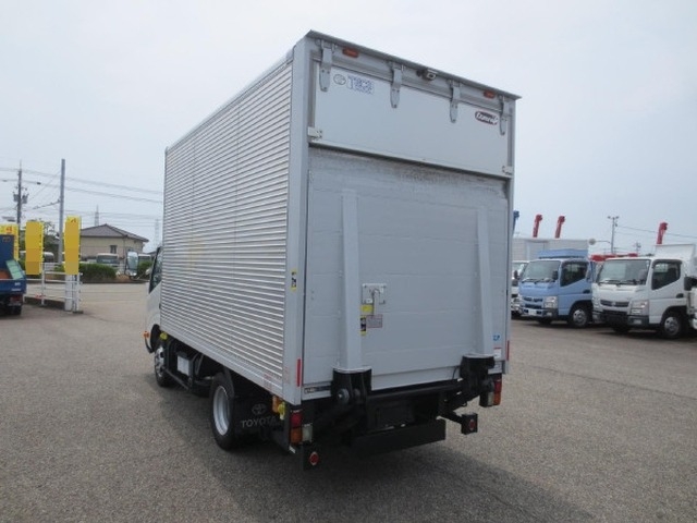 トヨタ ダイナ 小型 アルミバン 2RG-XZU605(88047) 5枚目