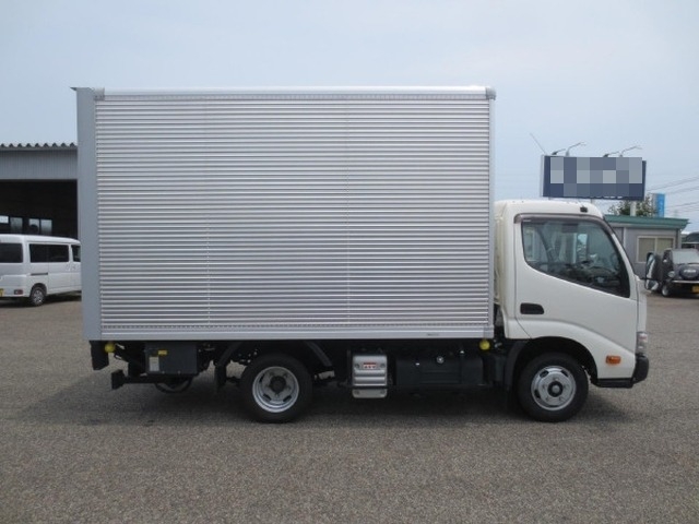 トヨタ ダイナ 小型 アルミバン 2RG-XZU605(88047) 8枚目