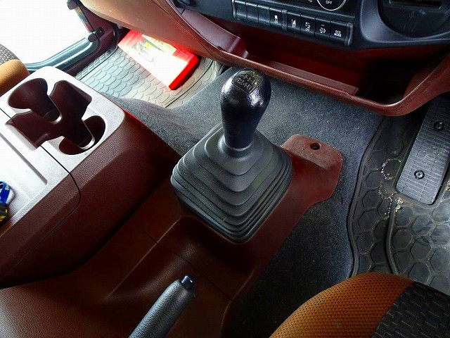 日野 レンジャー 中型 冷蔵冷凍バン 2KG-FD2ABG(85753) 15枚目