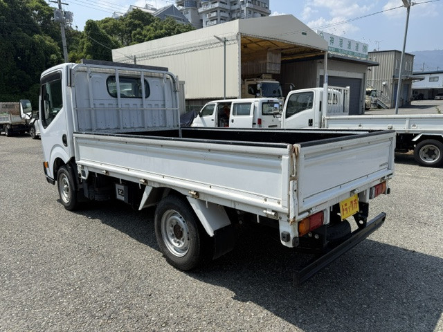 日産自動車 アトラス 小型 平ボディ CBF-SQ2F24(109621) 4枚目