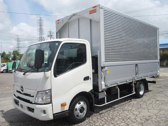 日野 デュトロ 小型 ウィング 2RG-XZU712M(11337) 1枚目