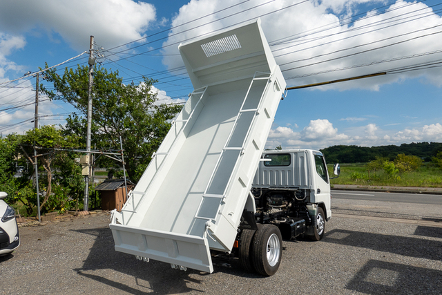 三菱ふそう キャンター 小型 土砂ダンプ PDG-FE71DD(11145) 9枚目