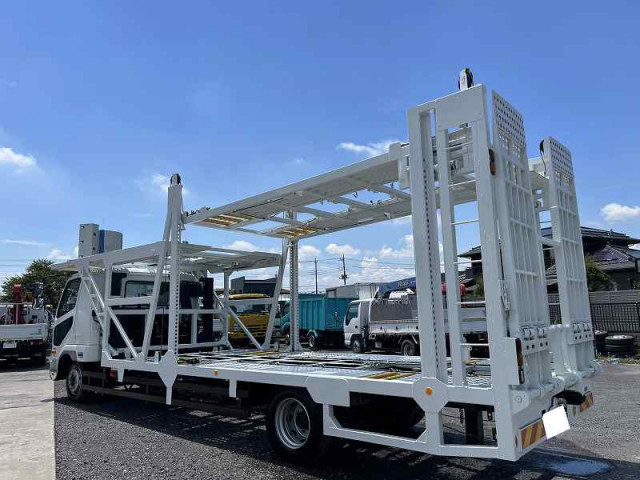 三菱ふそう ファイター 増トン 車載専用車 2KG-FK62FZ(88741) 3枚目