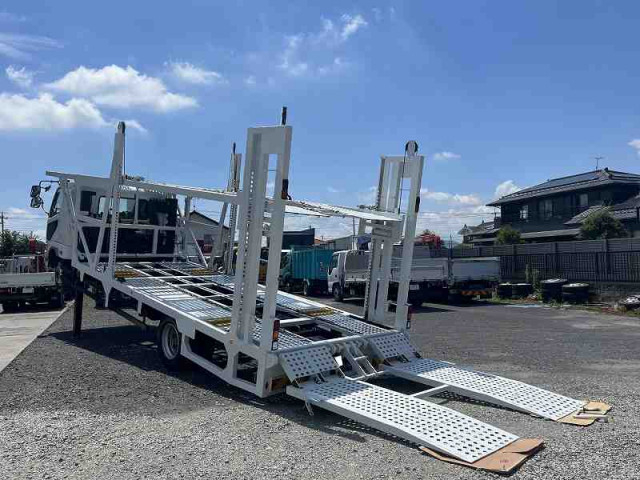 三菱ふそう ファイター 増トン 車載専用車 2KG-FK62FZ(88741) 11枚目