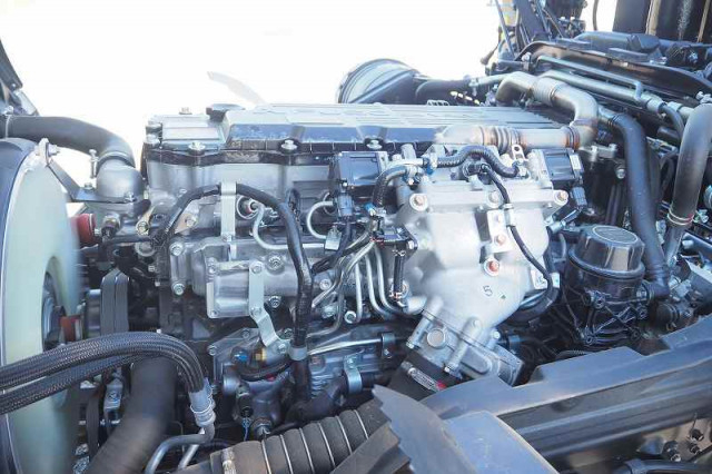 三菱ふそう ファイター 増トン 車載専用車 2KG-FK62FZ(88741) 36枚目